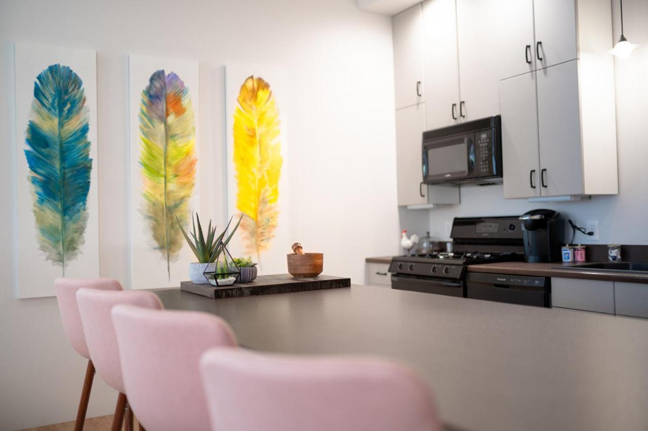 115 N Main Huge 2 Bedroom Unit On Main Street Saint Charles Экстерьер фото